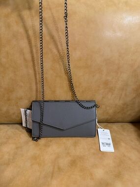 Urban Expressions Gray Envelope Crossbody with Chain Strap